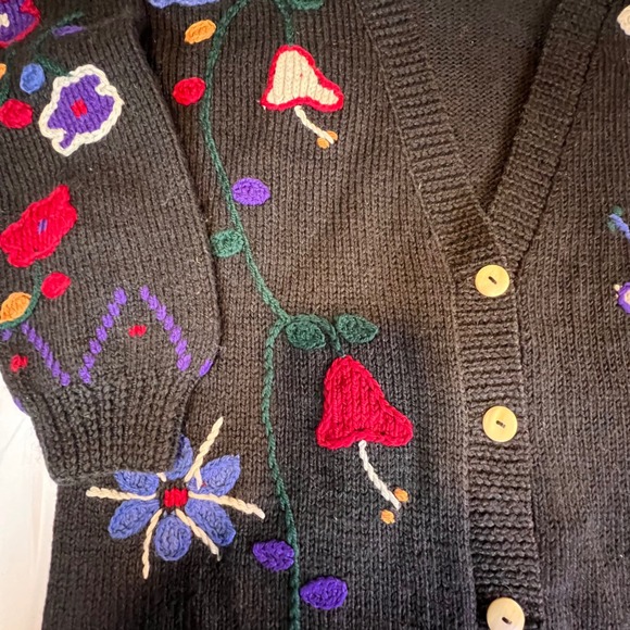 Putumayo S Wool Cardigan Women Black Embroidered Mushroom Floral Vintage Uruguay - Picture 2 of 8